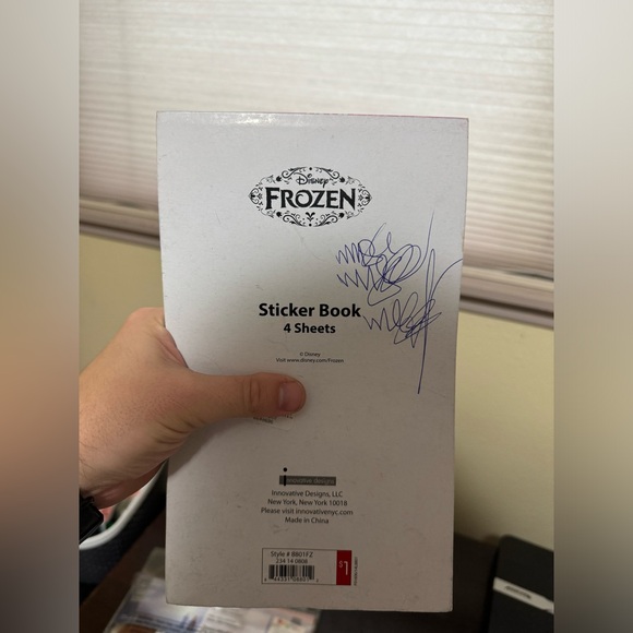 Disney Frozen Anna Child Wig Halloween NWT And Sticker Book - Picture 4 of 8